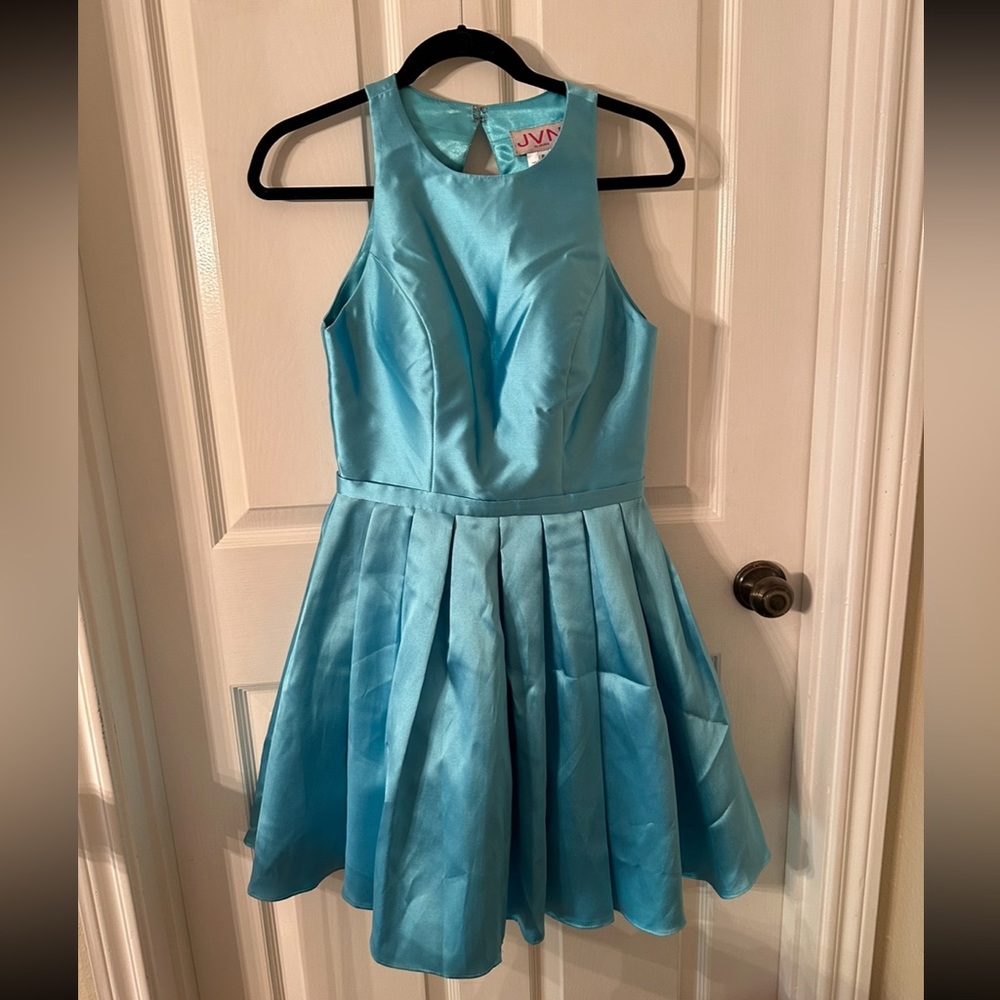 Jovani Size 6 Satin Mini Dress